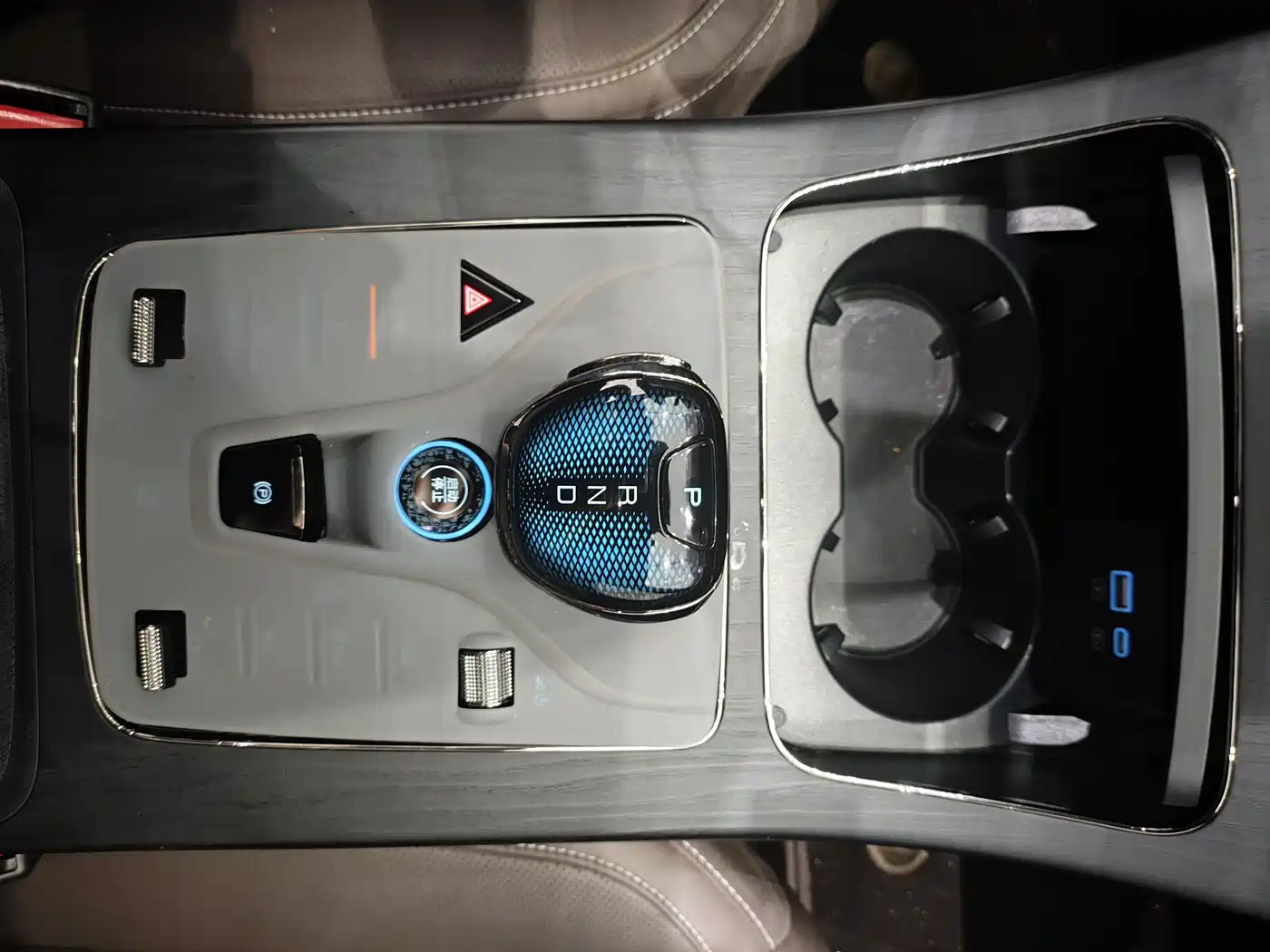BYD Han 2023 DM-i Champion Edition 121KM Premium фото 14