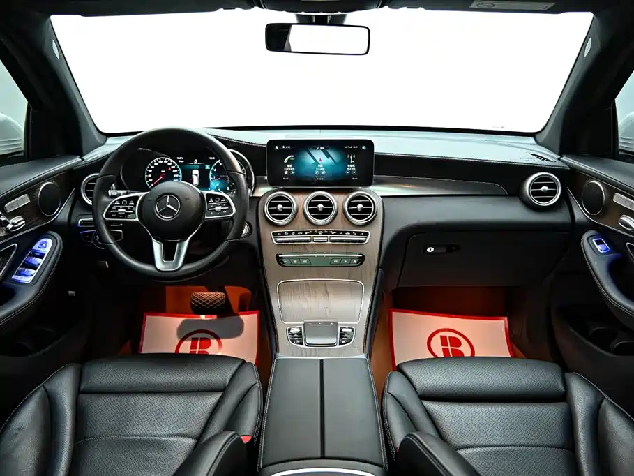 Mercedes-Benz GLC 2022 Facelift GLC 300 L 4MATIC Dynamic Collector's Edition фото 13