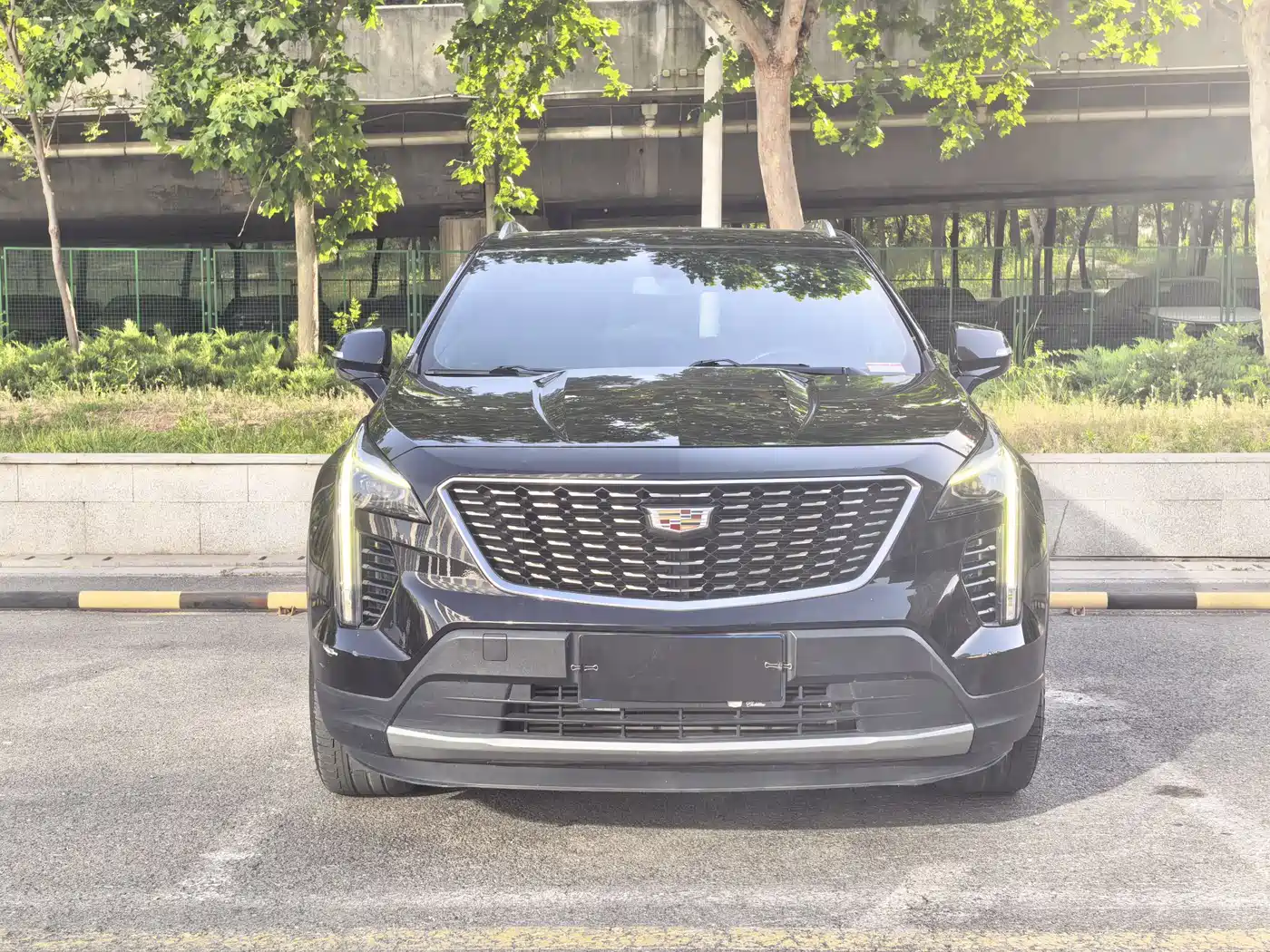 Cadillac XT4 2020 Facelift 28T 2WD Leading фото 2
