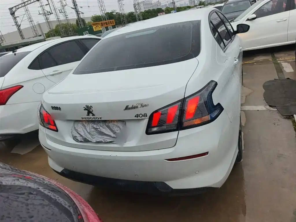 Peugeot 408 2020 230THP 10th Anniversary Premium Edition фото 4