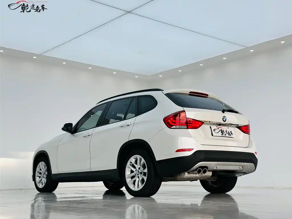 BMW X1 2015 Model sDrive18i Fashion Advanced Edition фото 5
