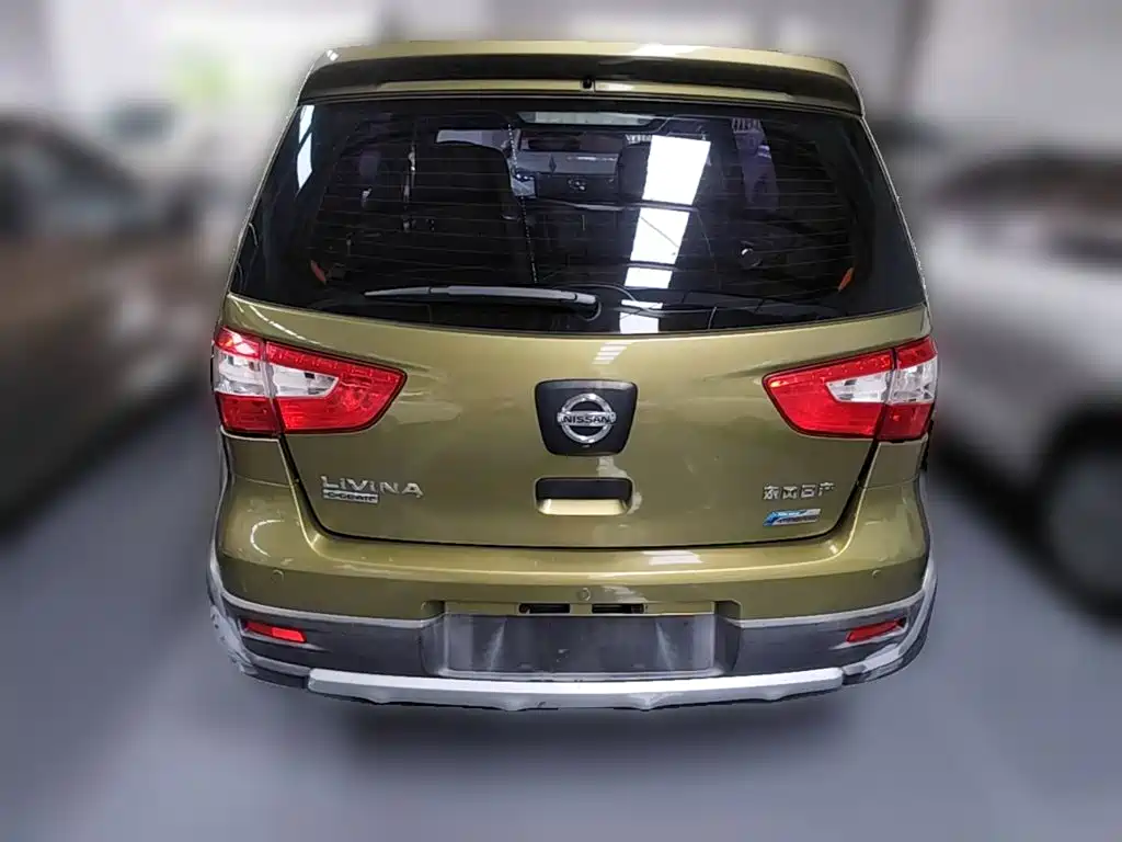 Nissan Livina 2014 2013 Sporty 1.6XV CVT Luxury