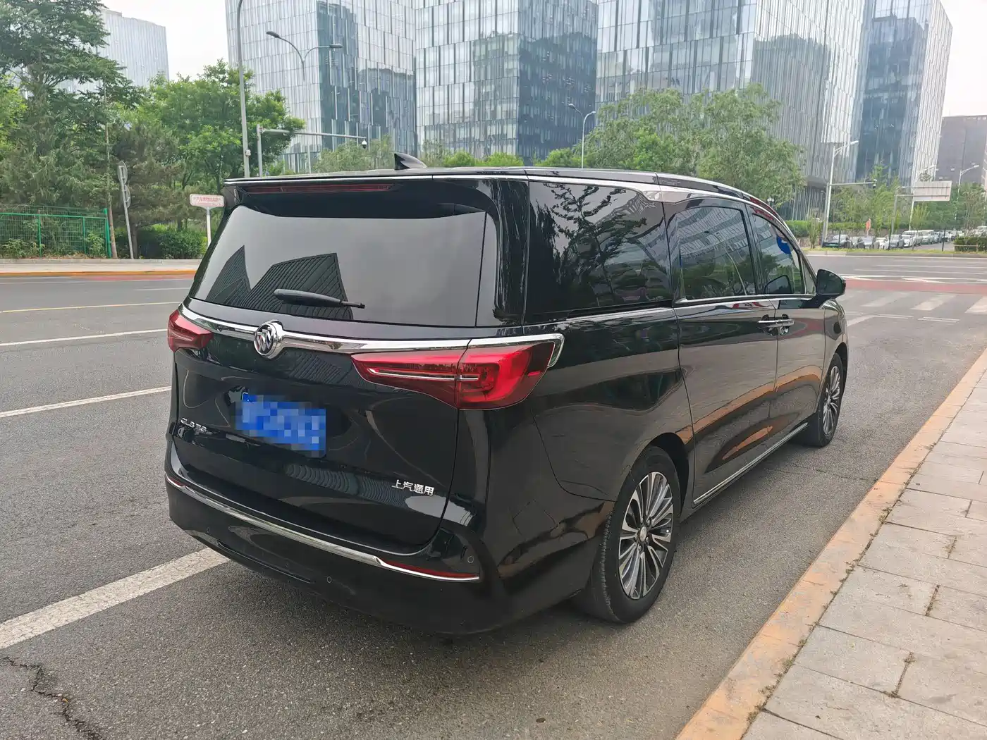 BUICK GL8