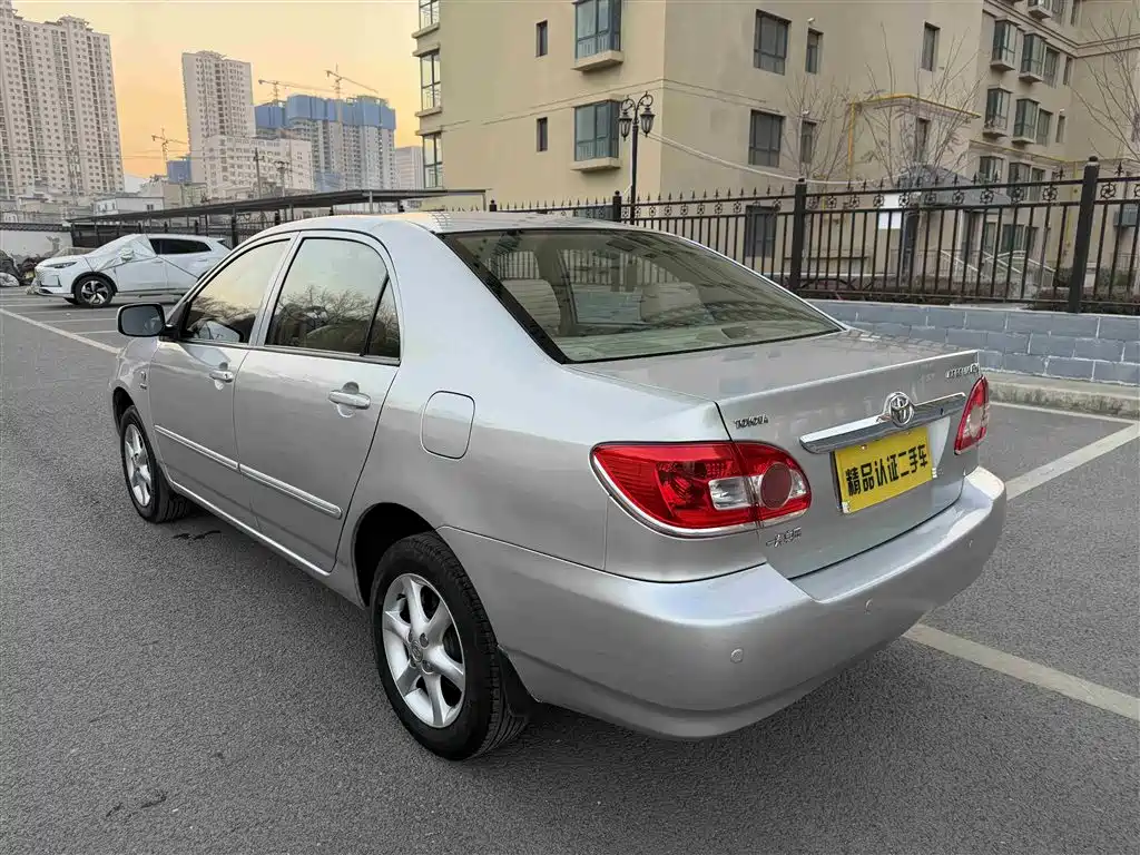Toyota Corolla 2011 1.6L Automatic Luxury Edition фото 17