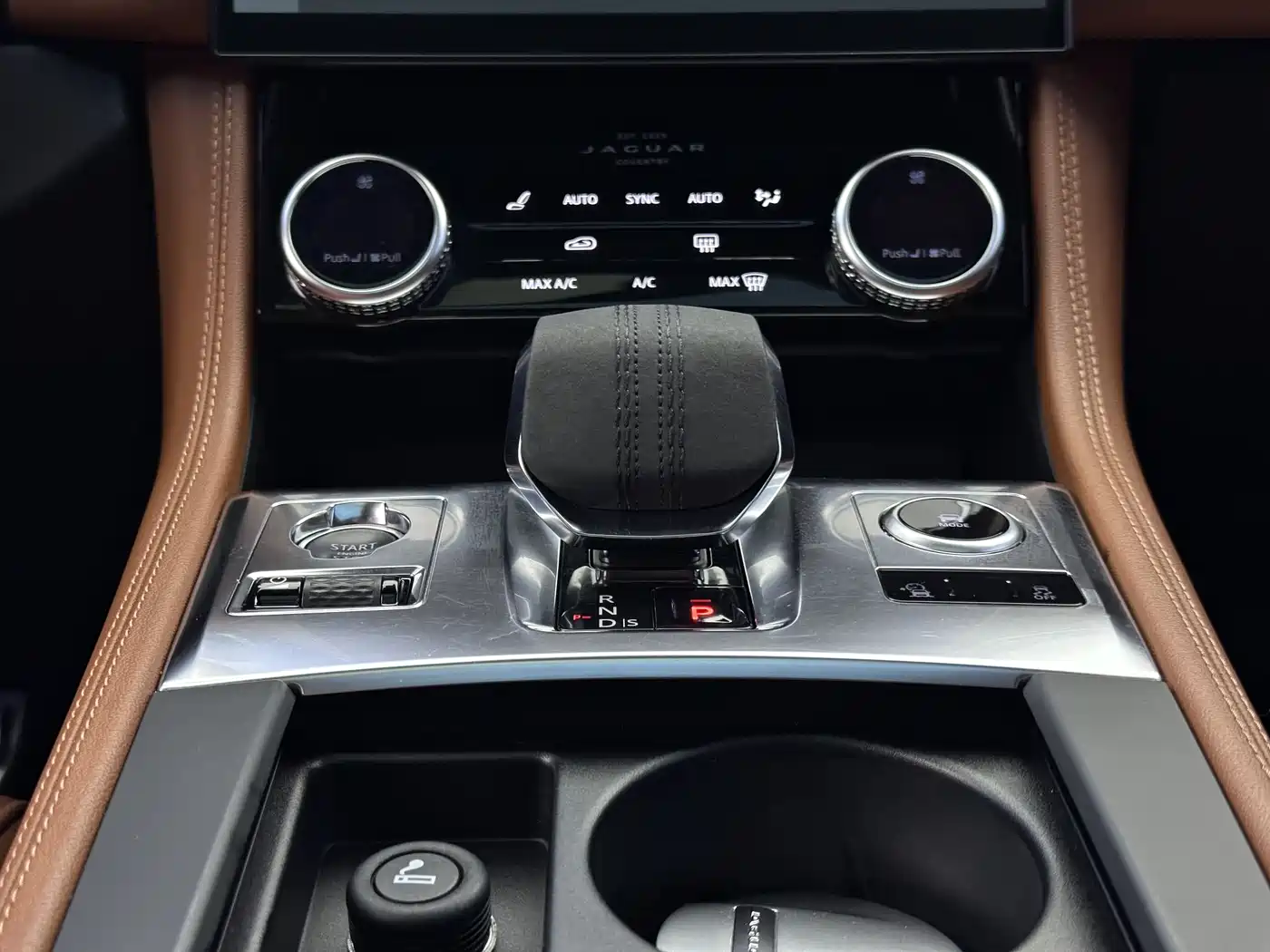Jaguar F-PACE 2021 340PS R-Dynamic SE фото 10