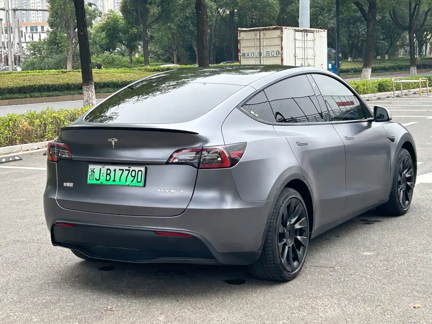 Фото 6 - Tesla Model Y