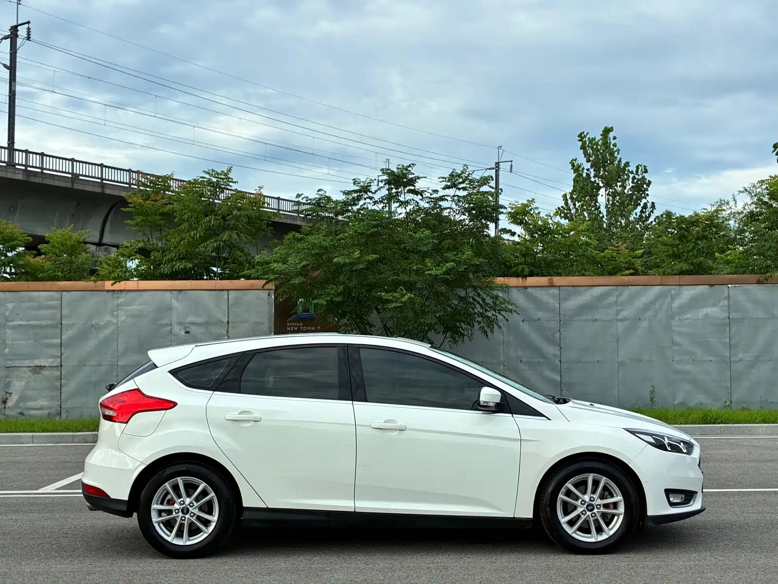 Фото 4 - Ford Focus