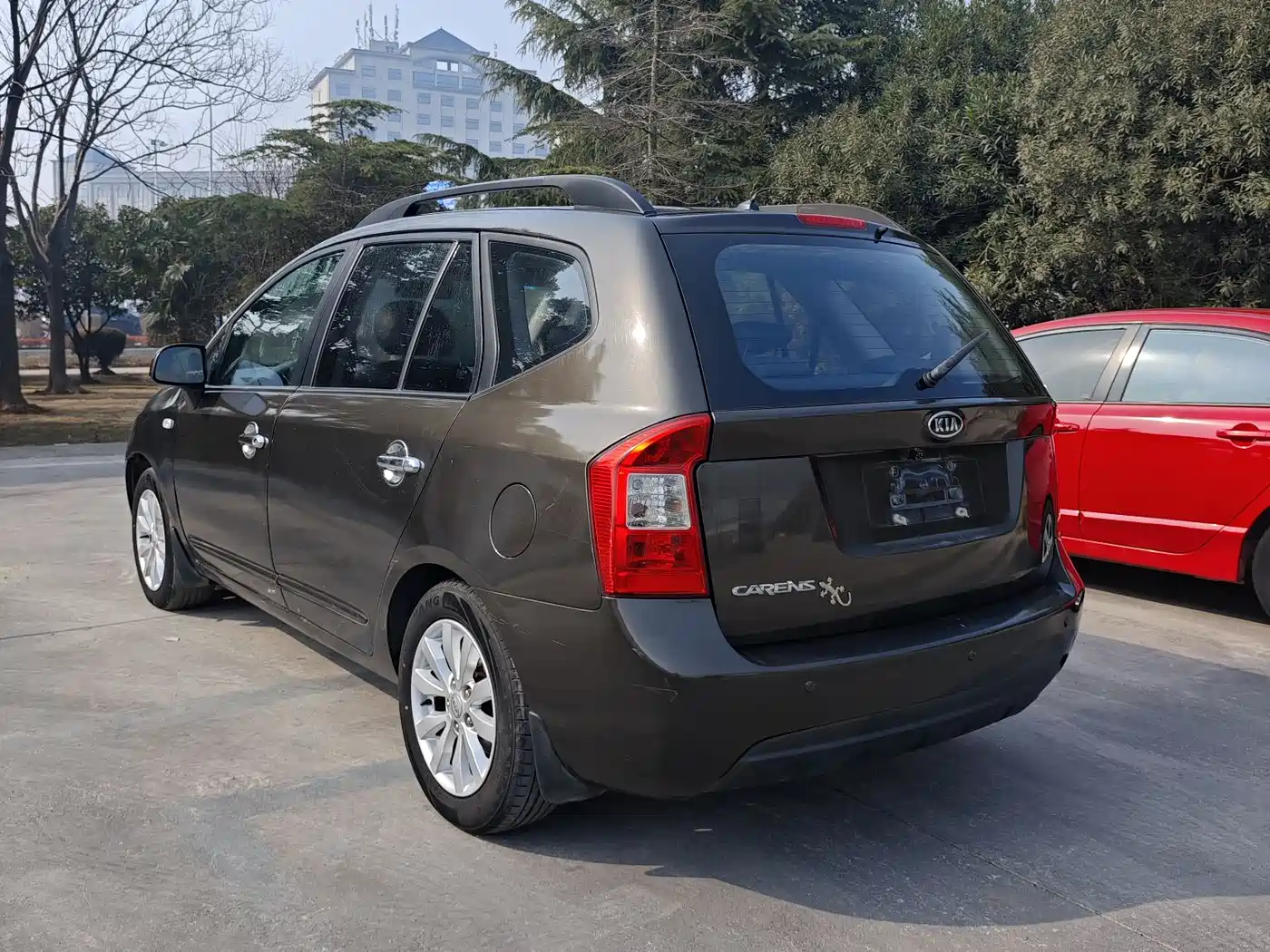 Kia Carens 2007 2.0L 7-Seater Comfort фото 12
