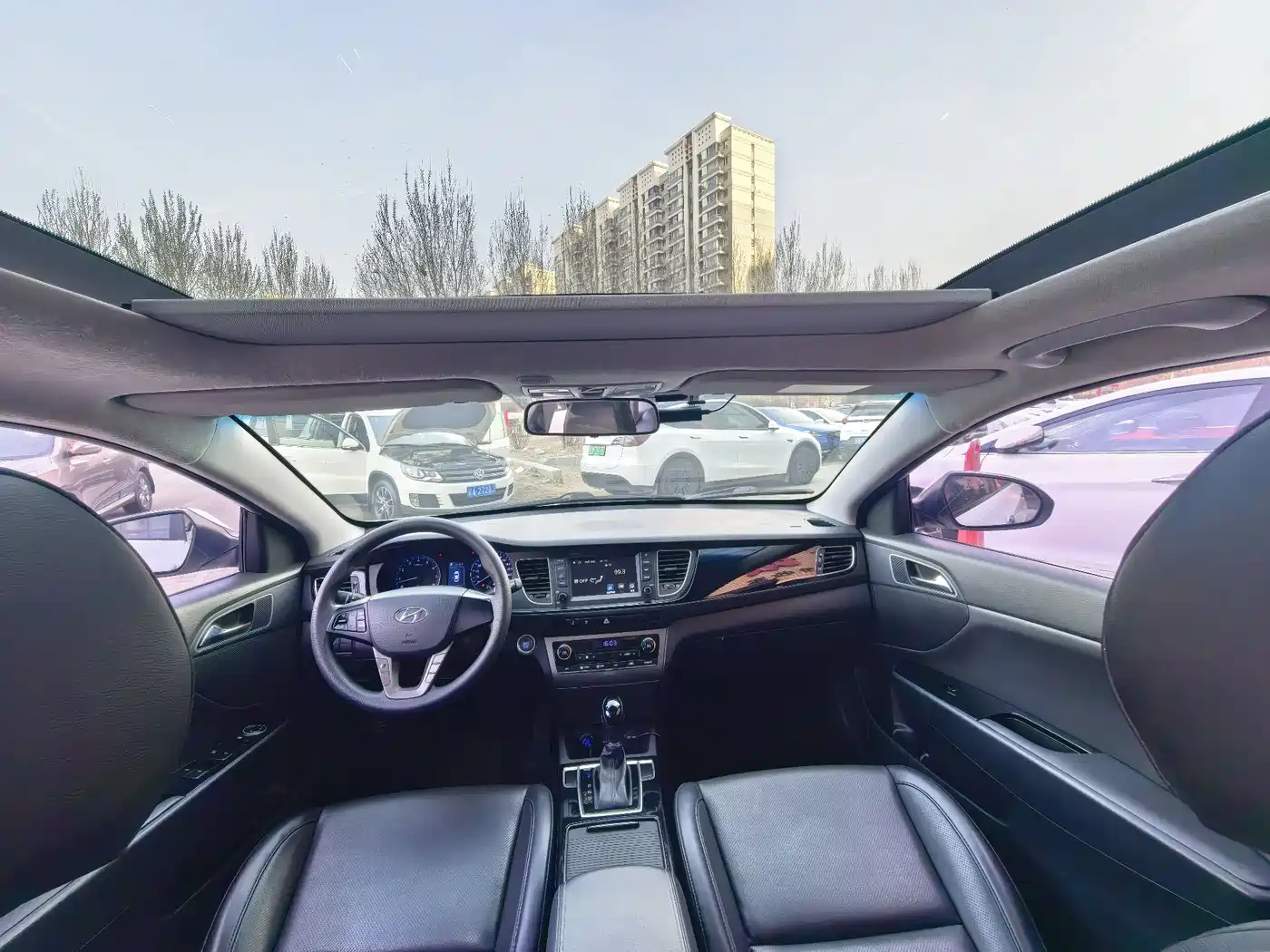 HYUNDAI NAME PICTURE