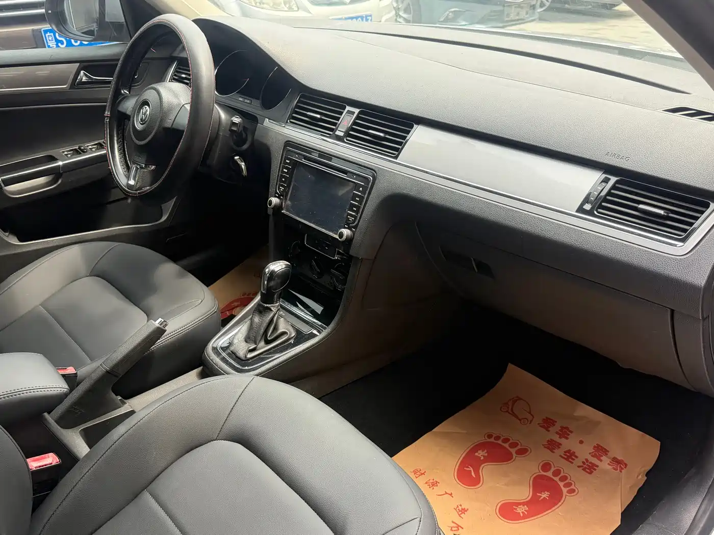 Volkswagen Bora 2015 Quality Edition 1.6L Automatic Fashion фото 10