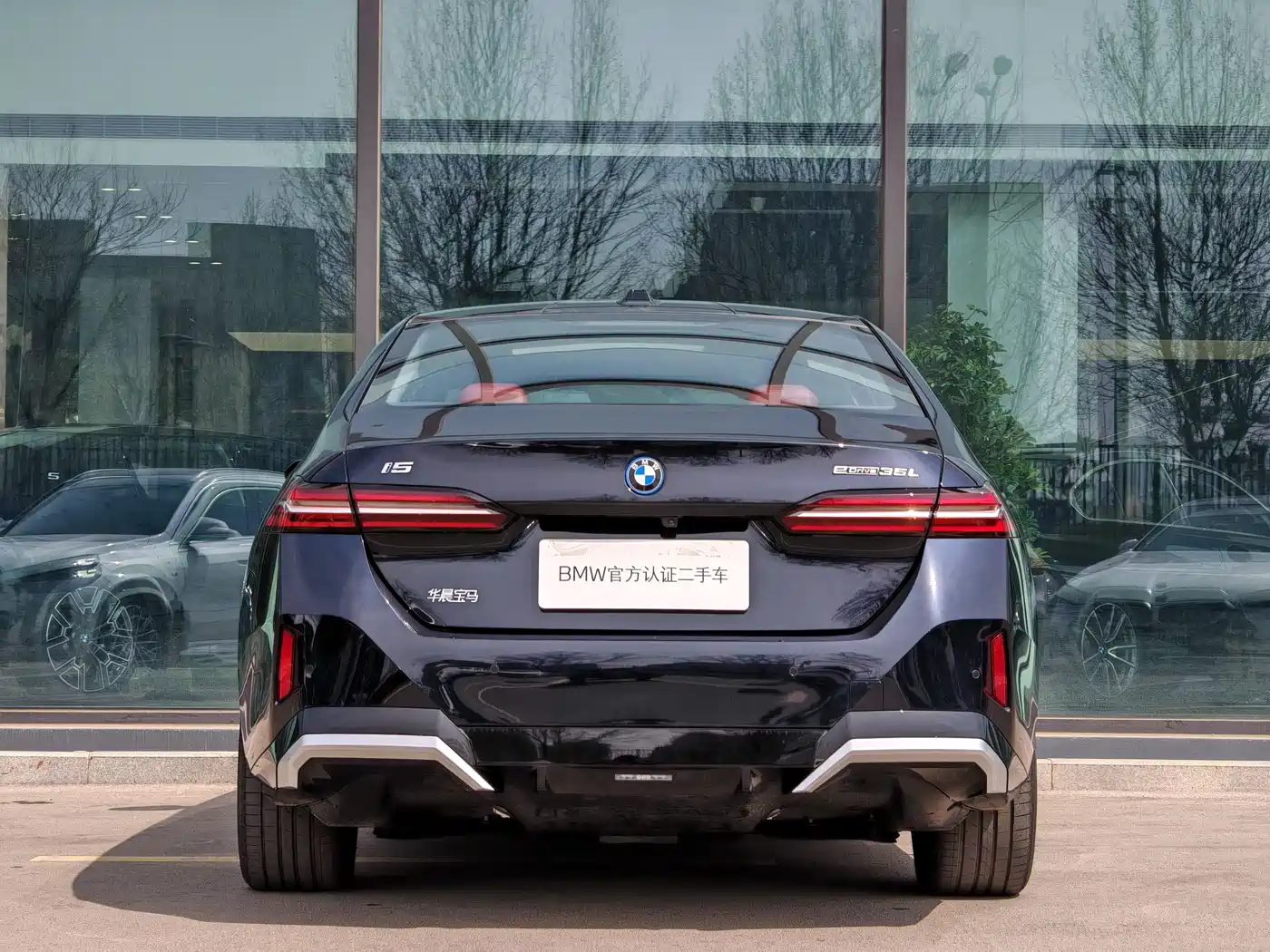 BMW I5