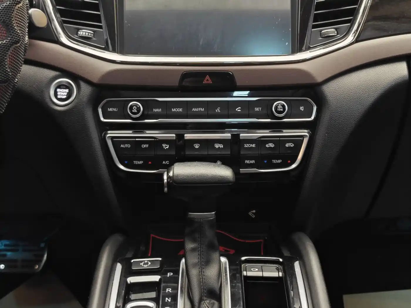GAC Trumpchi Trumpchi GS8 2017 320T 2WD Luxury Smart Connect (7-seater) фото 19