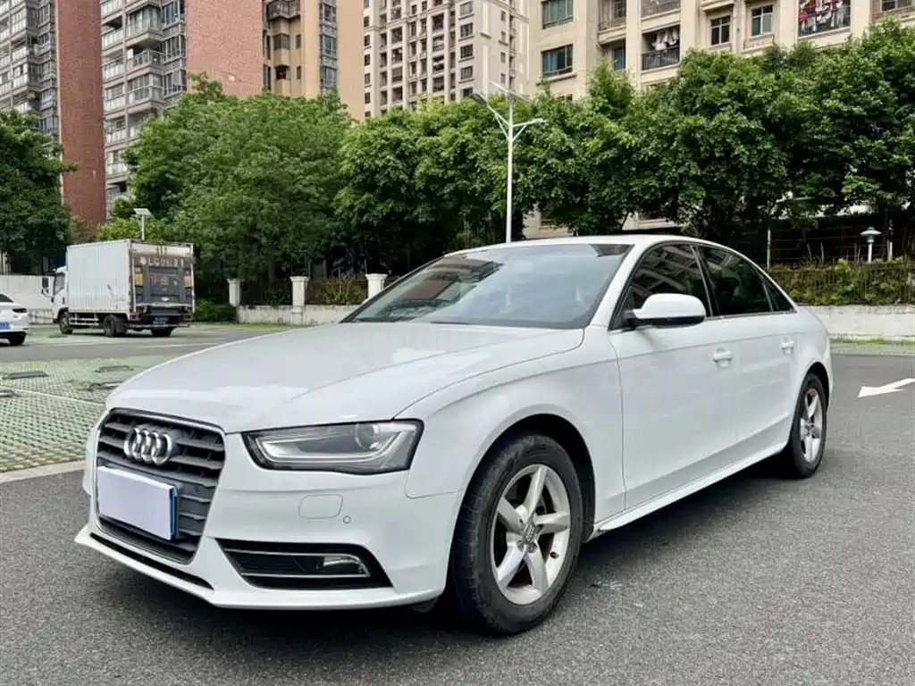 Audi A4L 2015 35 TFSI Auto Standard