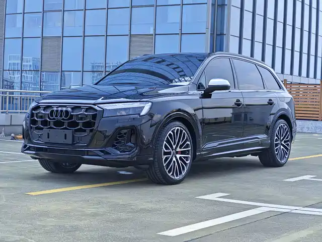  Audi Audi SQ7 2024 4.0 TFSI