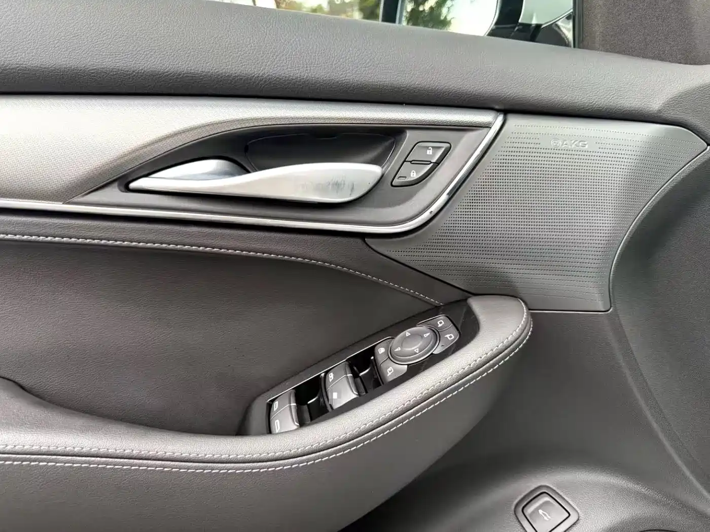 Cadillac CT5 2024 28T Luxury Model фото 11