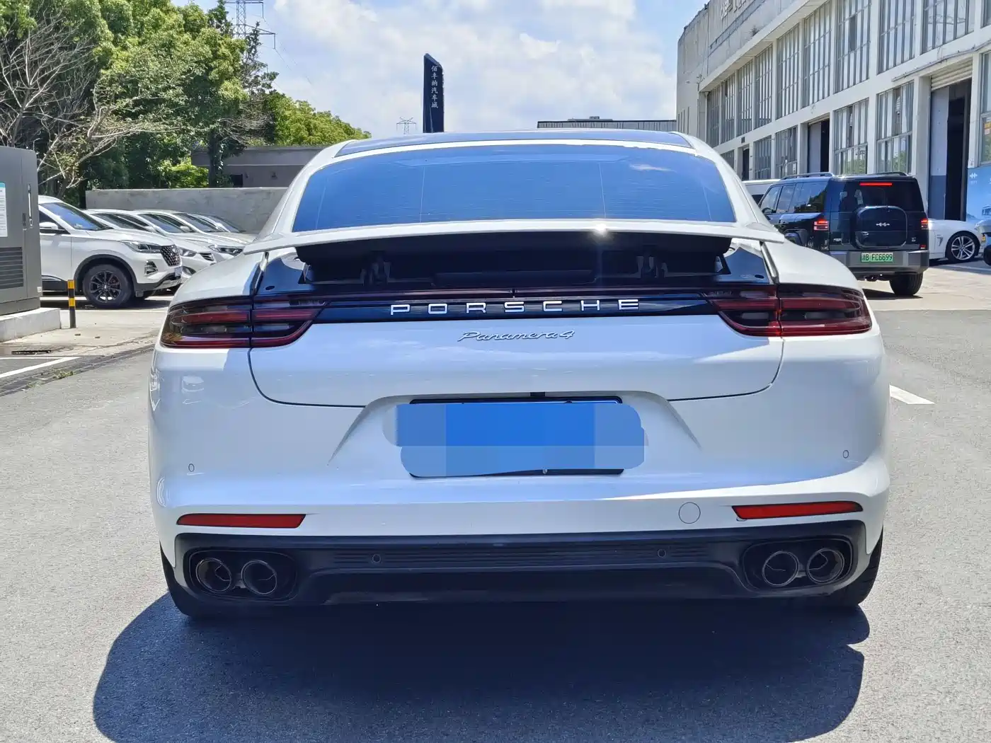 Porsche Panamera 2019 Panamera 4 Executive Long Wheelbase 2.9T фото 14