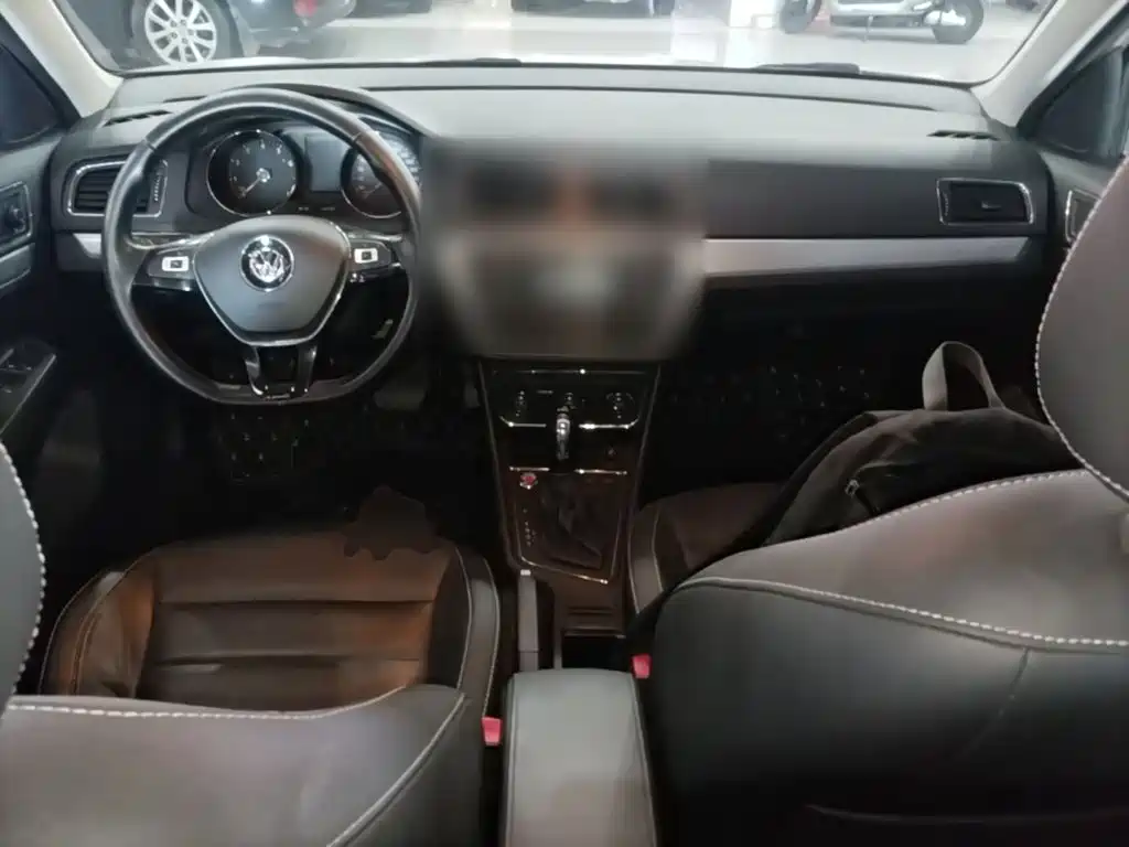 Volkswagen Lavida Tour 2018 2017 180TSI DSG Comfort Edition