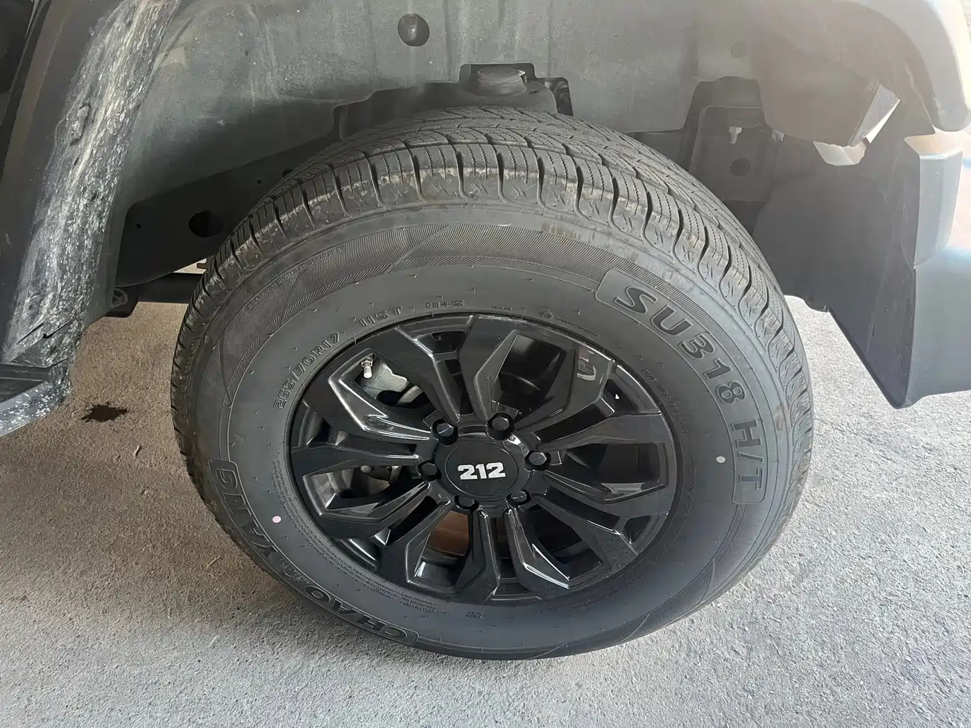 212 T01 2025 2024 2.0T Explorer