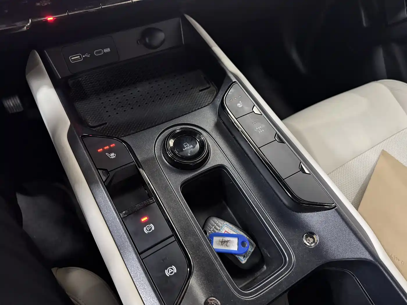 Haval Meng Long NEV 2026 Hi4 200 Ultra Pilot Edition фото 7