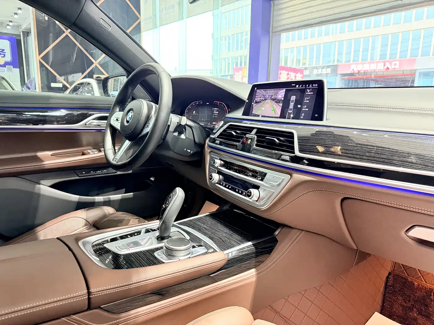 BMW 7 Series 2019 730Li M Sport Package фото 17