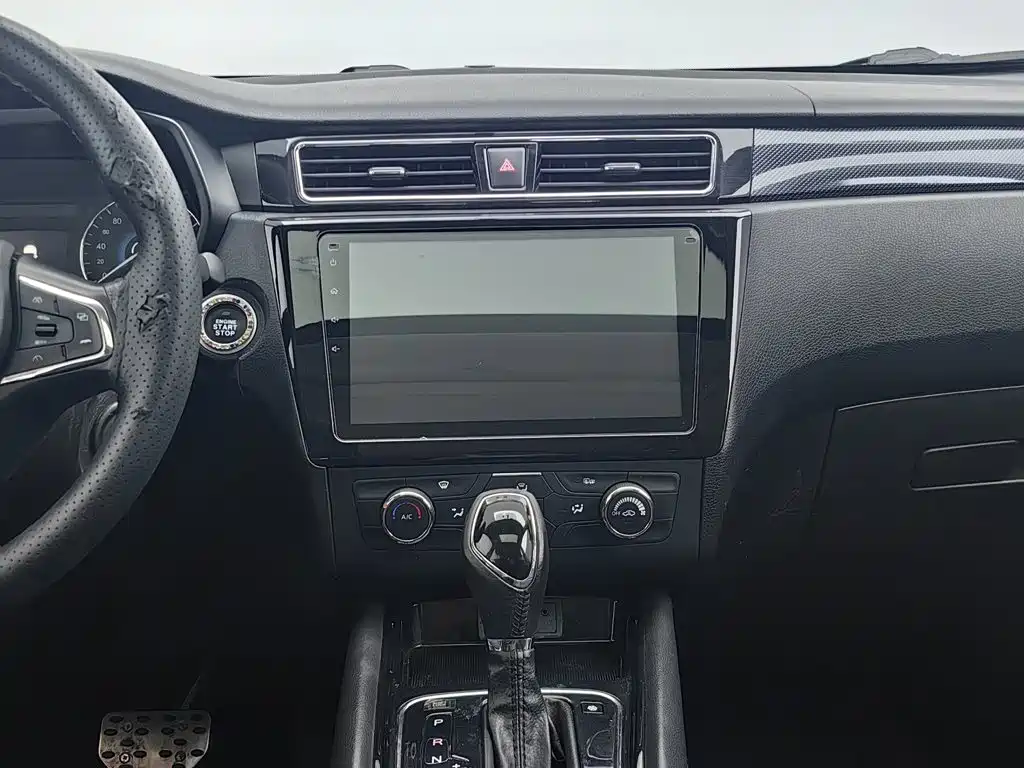 Dongfeng Fengguang Fengguang 580 2016 2016 Facelift 1.5T CVT Comfort