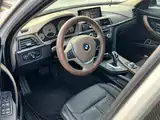 Photo 3 - BMW 3 Series
