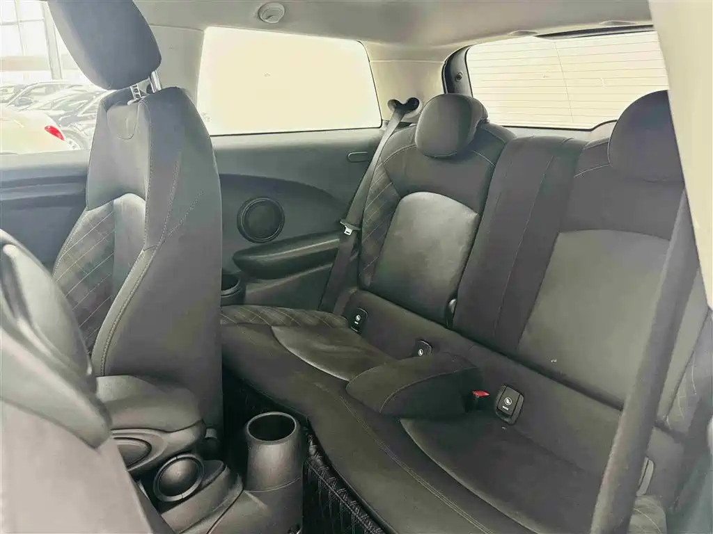 MINI 2016 1.5T COOPER фото 16