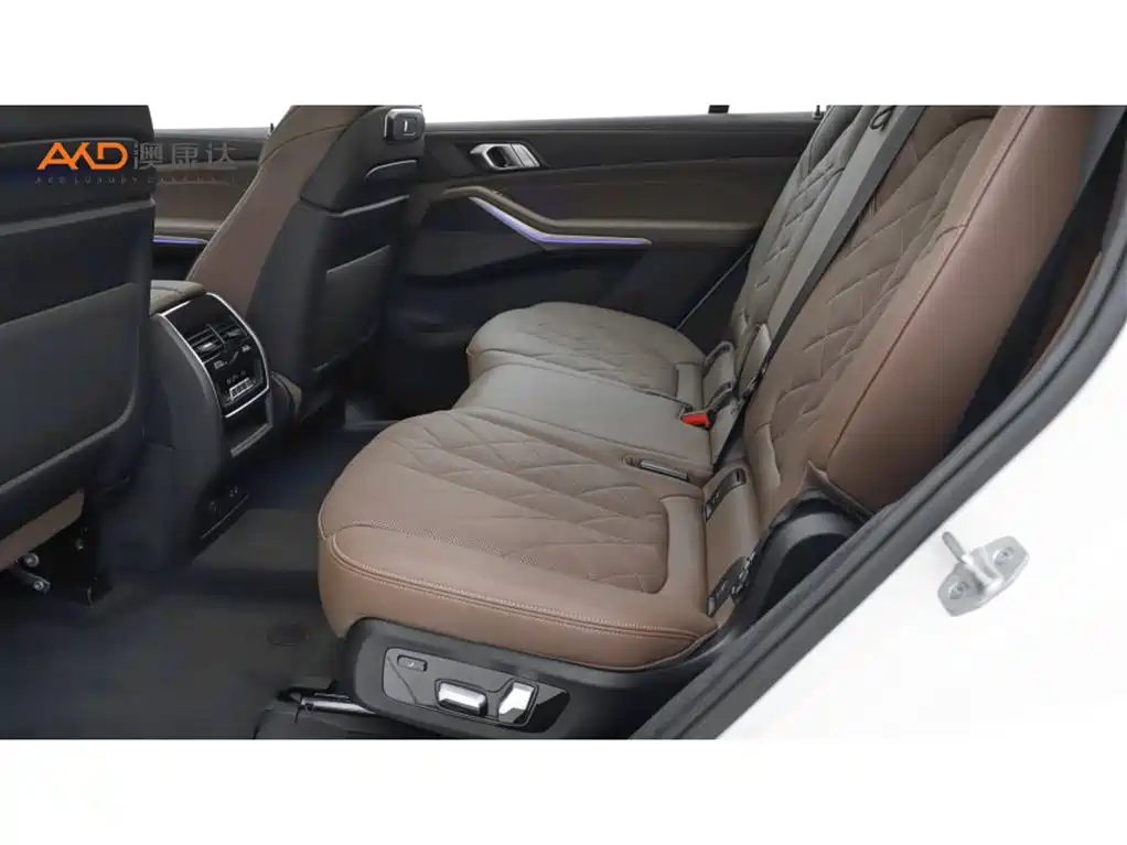BMW X7 2024 2023 xDrive40i Leading Luxury Package