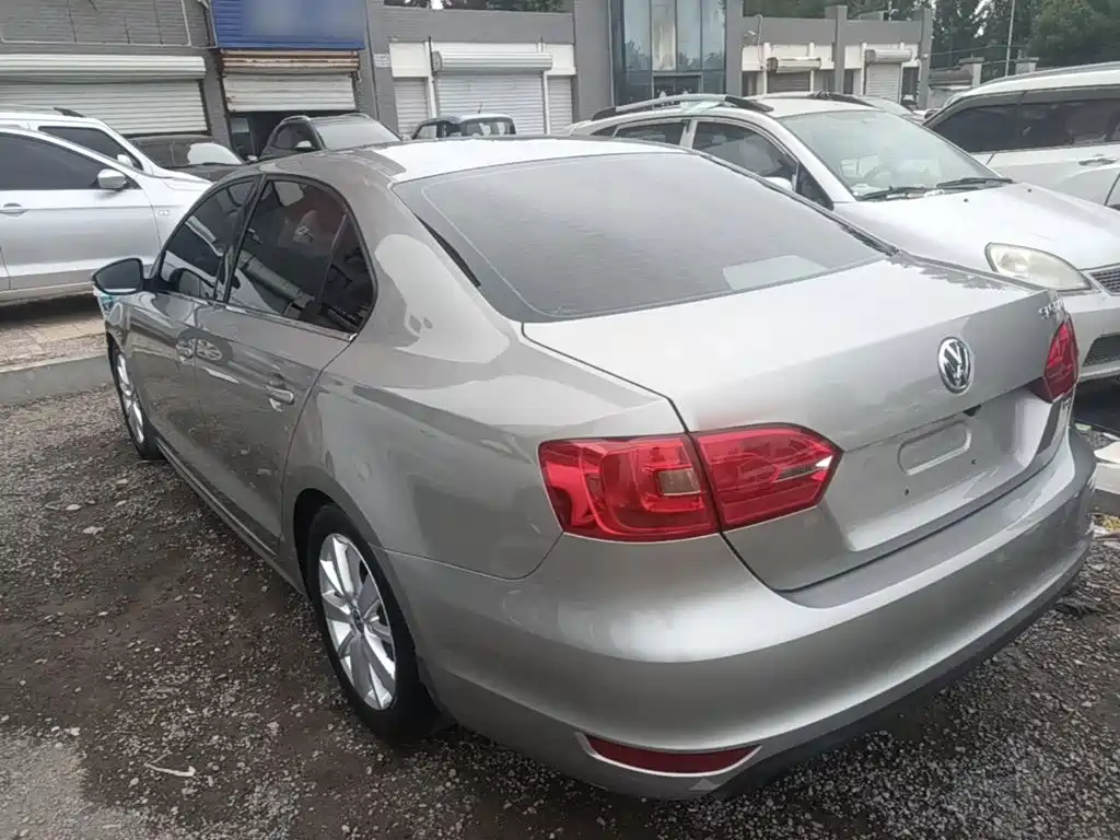 Фото 5 - Volkswagen Sagitar