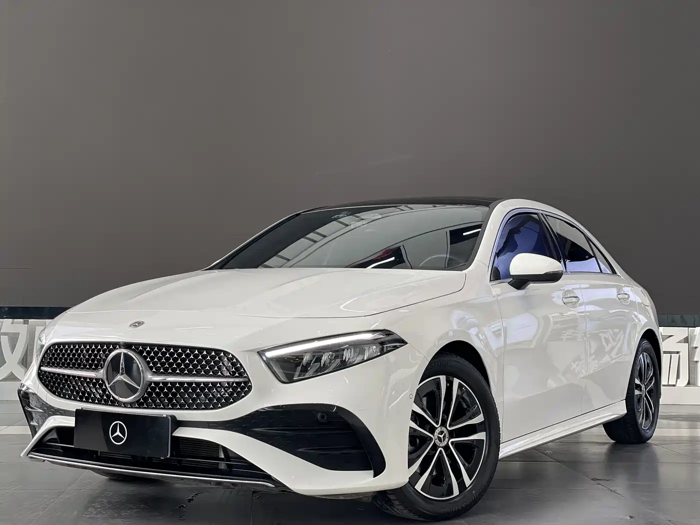 Mercedes-Benz A-Class 2023 A 200 L Dynamic