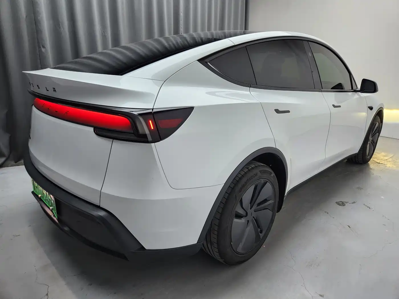 Фото 4 - Tesla Model Y