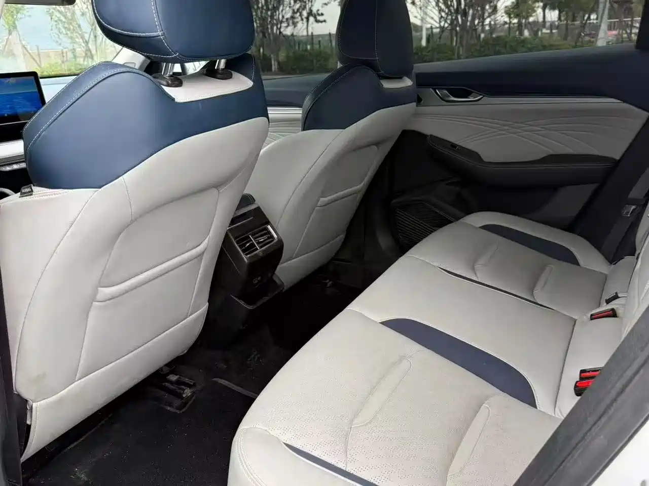 Фото 5 - Geely Preface