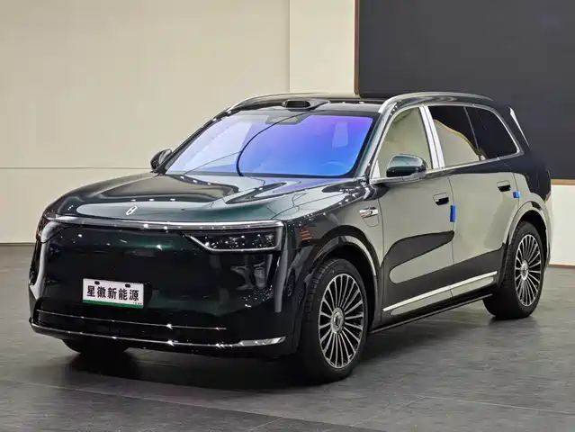 AITO ASK THE WORLD M8