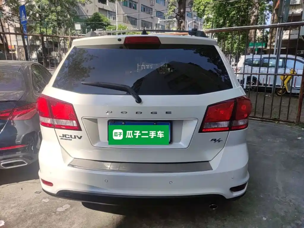 Dodge Journey 2015 2015 2.0TD 4WD Premium Edition