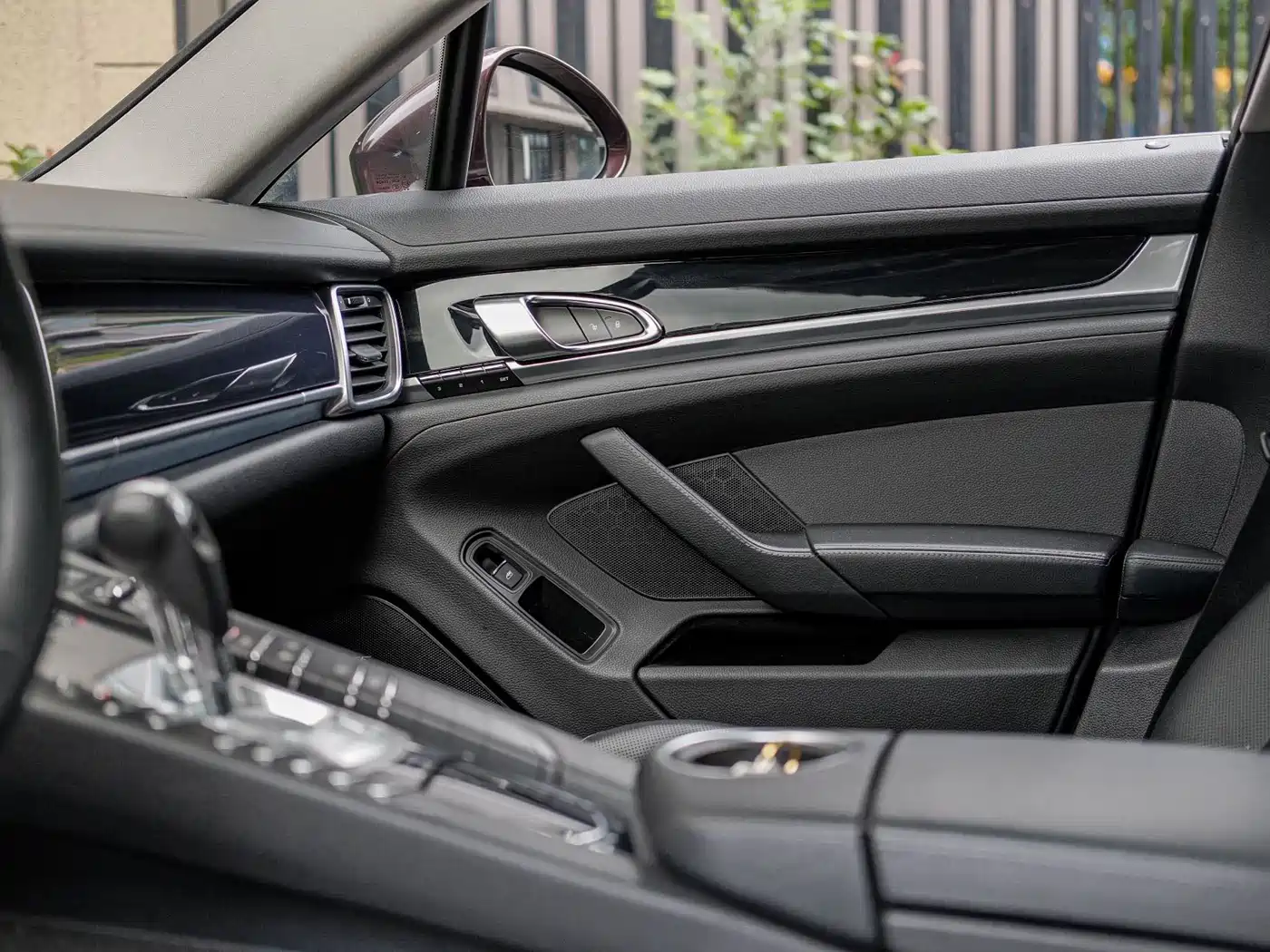 Porsche Panamera 2016 Panamera Edition 3.0T фото 8