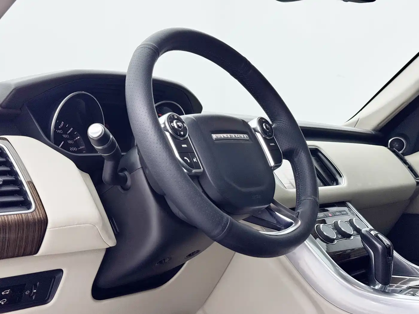 Land Rover Range Rover Sport 2014 3.0 SC V6 HSE фото 9