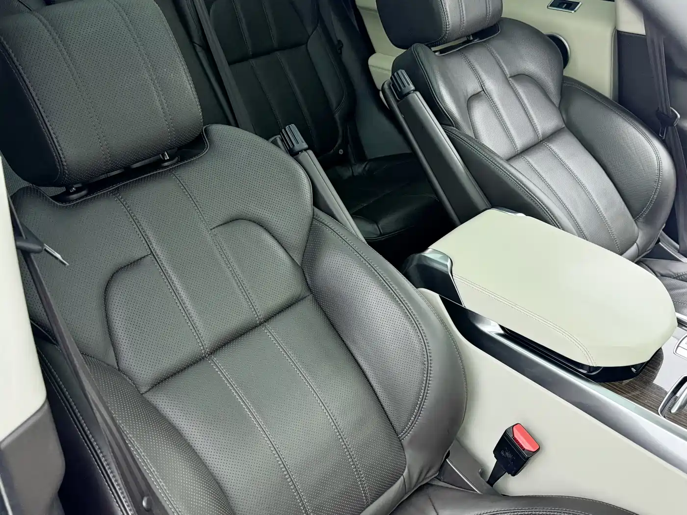 Land Rover Range Rover Sport 2014 3.0 SC V6 HSE фото 14