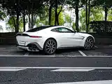 Фото 7 - Aston Martin Vantage