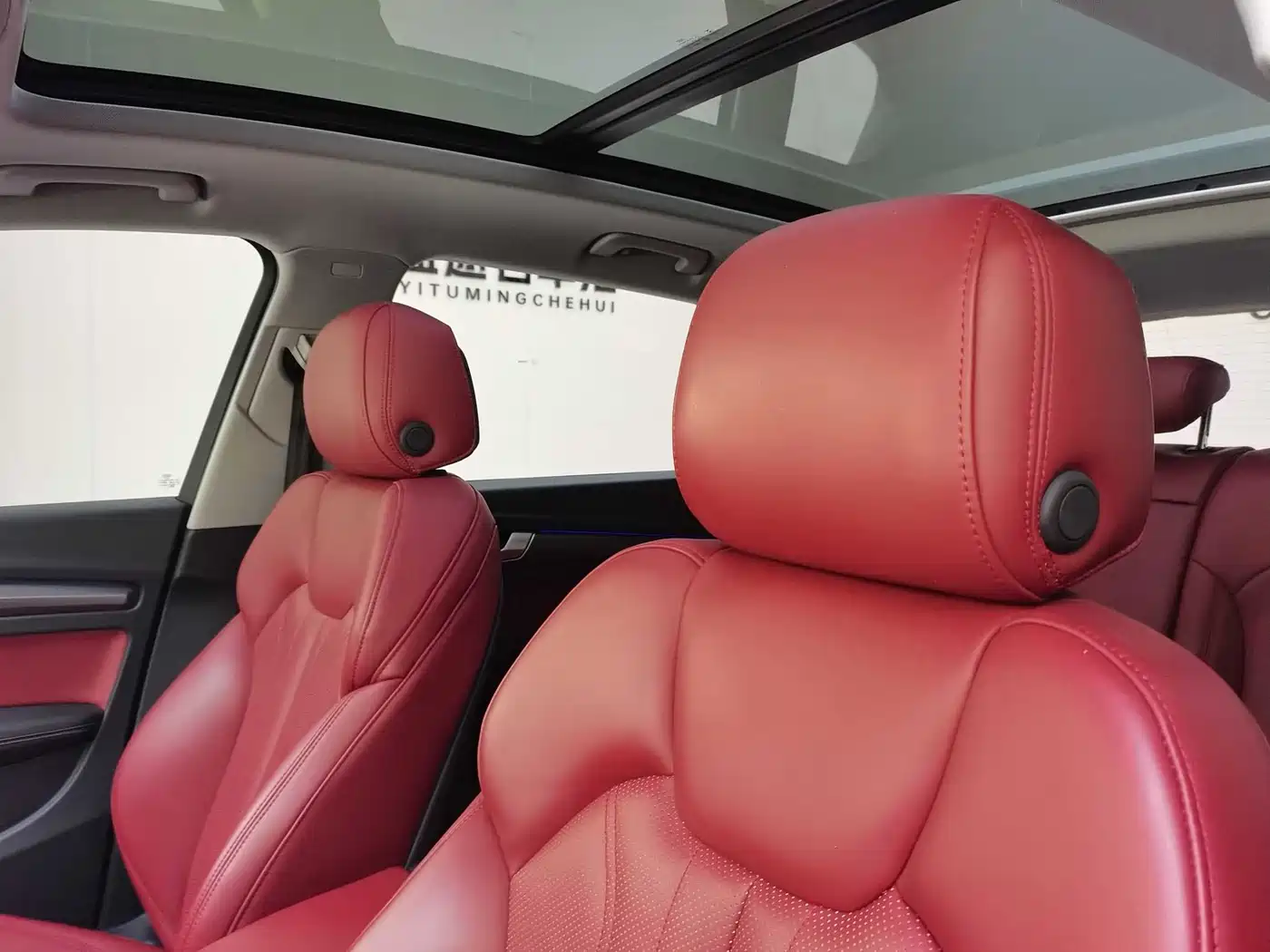 Audi Q5L 2022 40T Luxury Dynamic фото 9