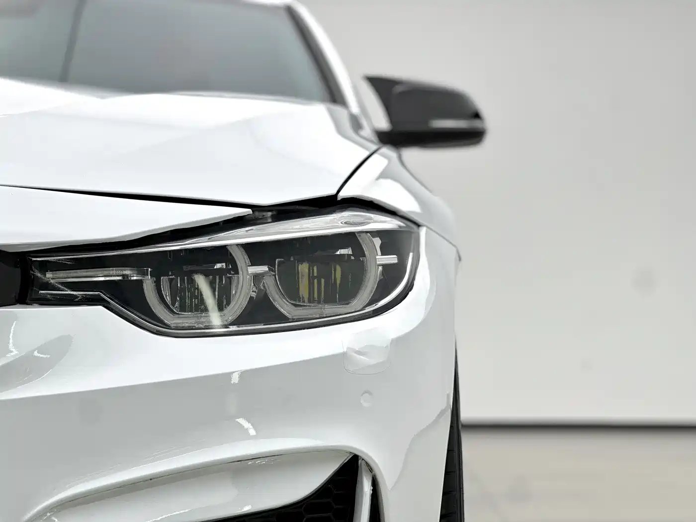 BMW 3 Series 2018 318Li фото 12
