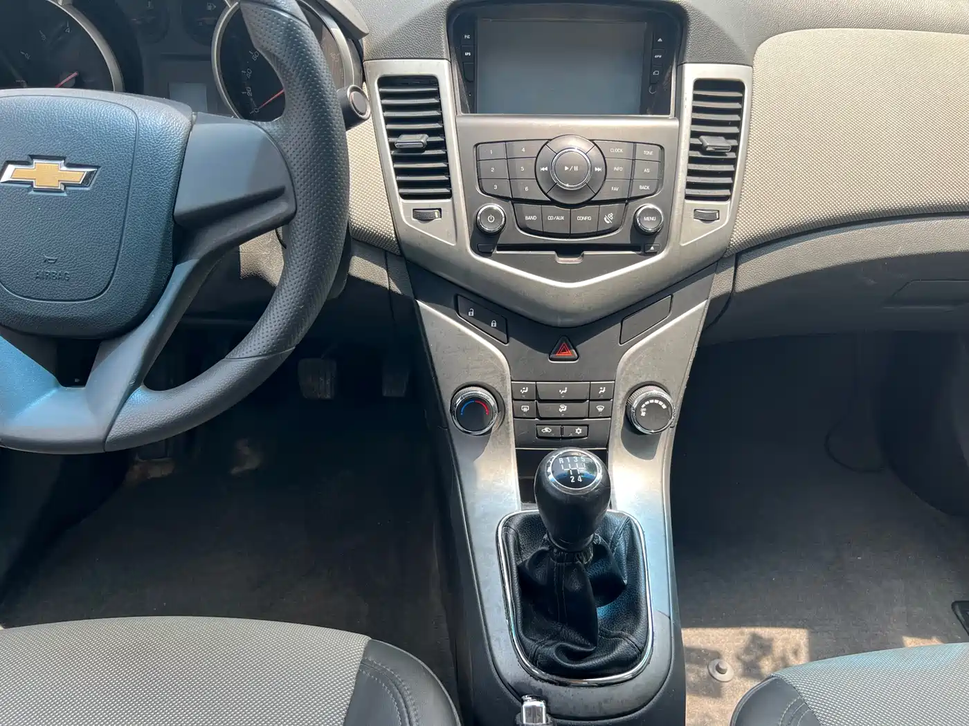 Chevrolet Cruze 2013 1.6L SE WTCC Edition MT фото 10