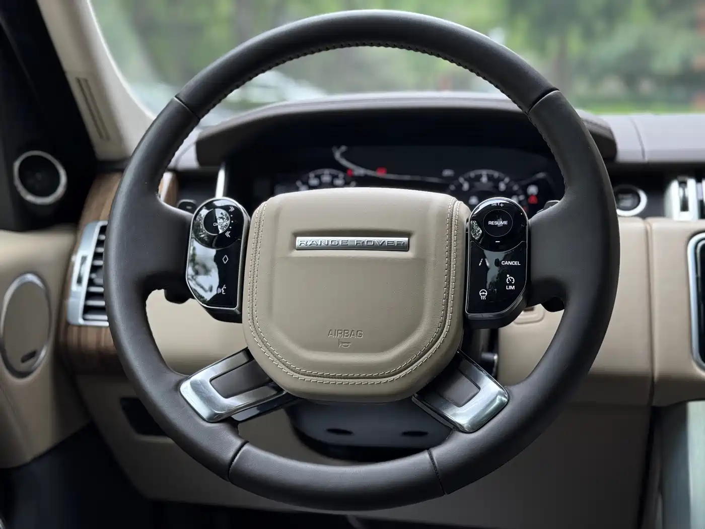 Land Rover Range Rover 2019 3.0 SCV6 Heritage Edition фото 16