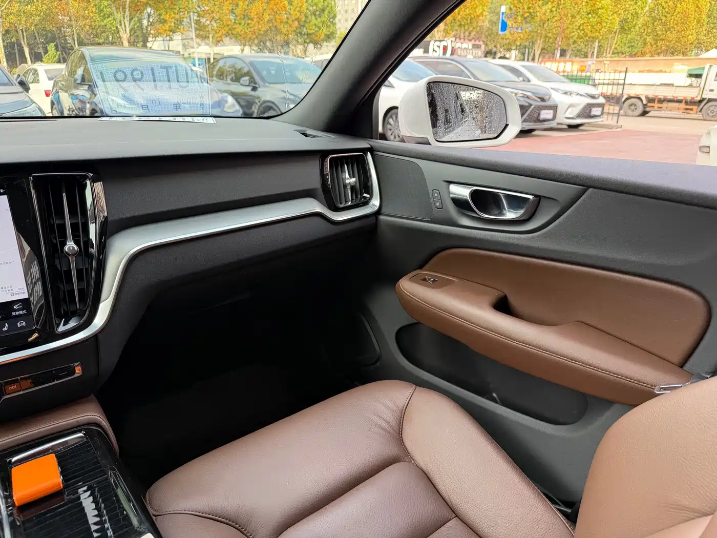 Volvo S60 Plug-in Hybrid 2022 2023 T8 AWD Long Range Smart Comfort Luxury Edition