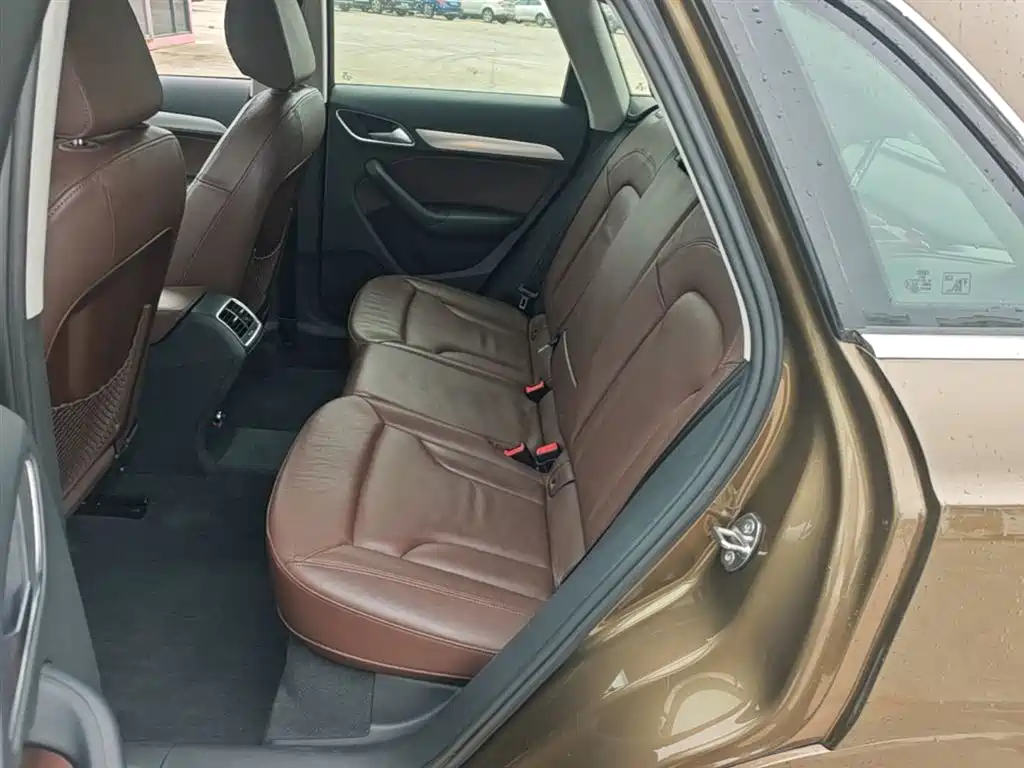 Audi Q3 2015 35 TFSI Comfort фото 17