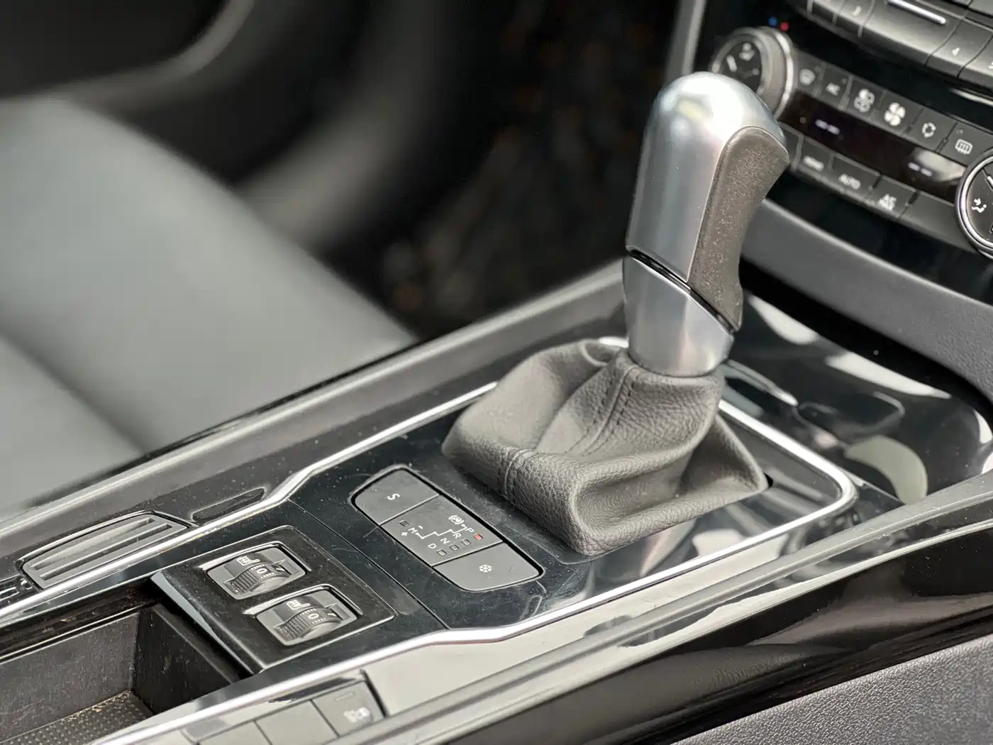 Peugeot 508 2015 1.6THP Auto Excellence Edition фото 20