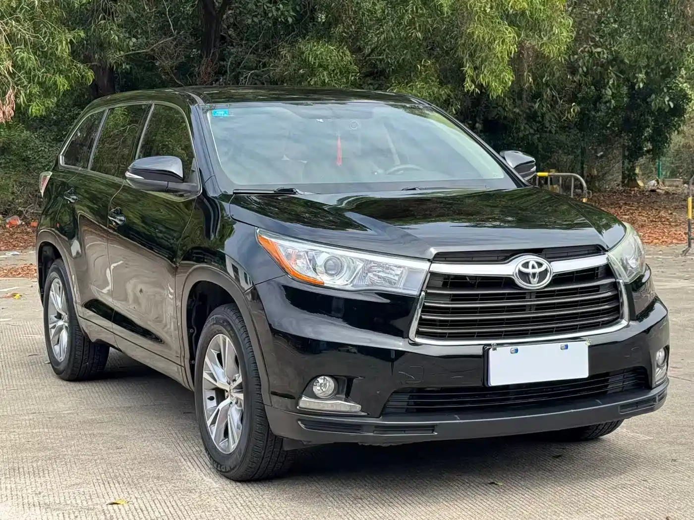 TOYOTA HIGHLANDER