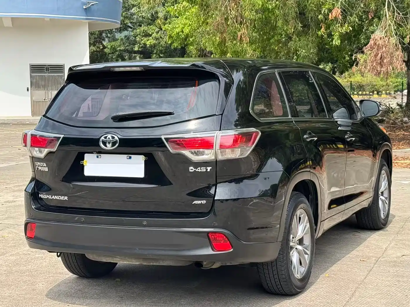TOYOTA HIGHLANDER