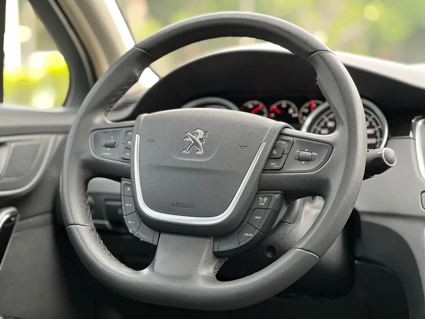 Peugeot 508 2015 1.6THP Auto Excellence Edition фото 30