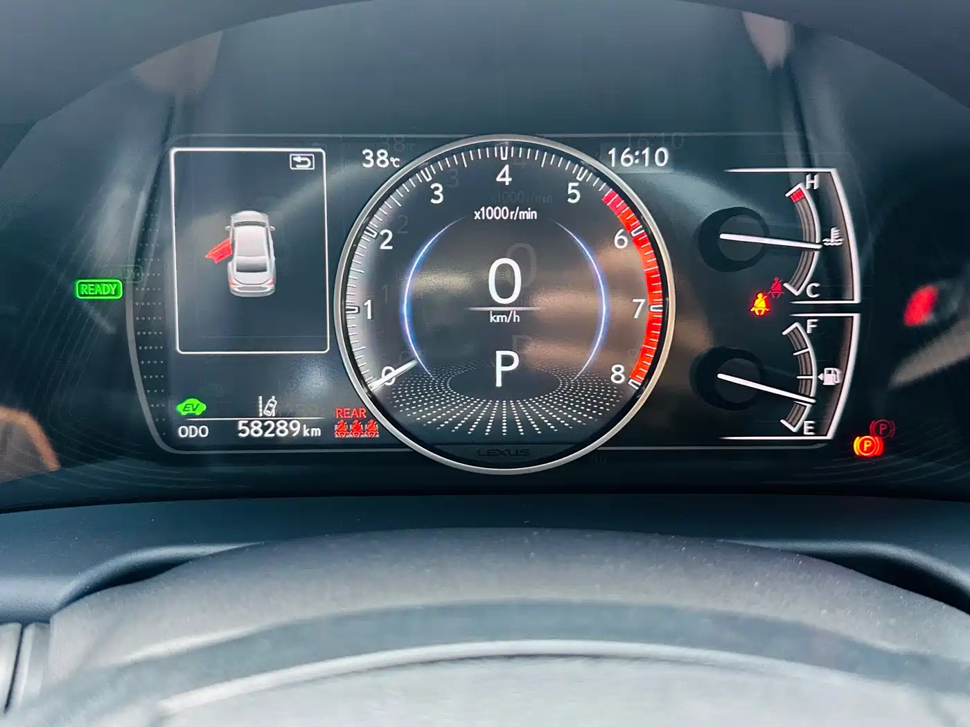 Lexus ES 2021 300h Luxury Edition фото 19