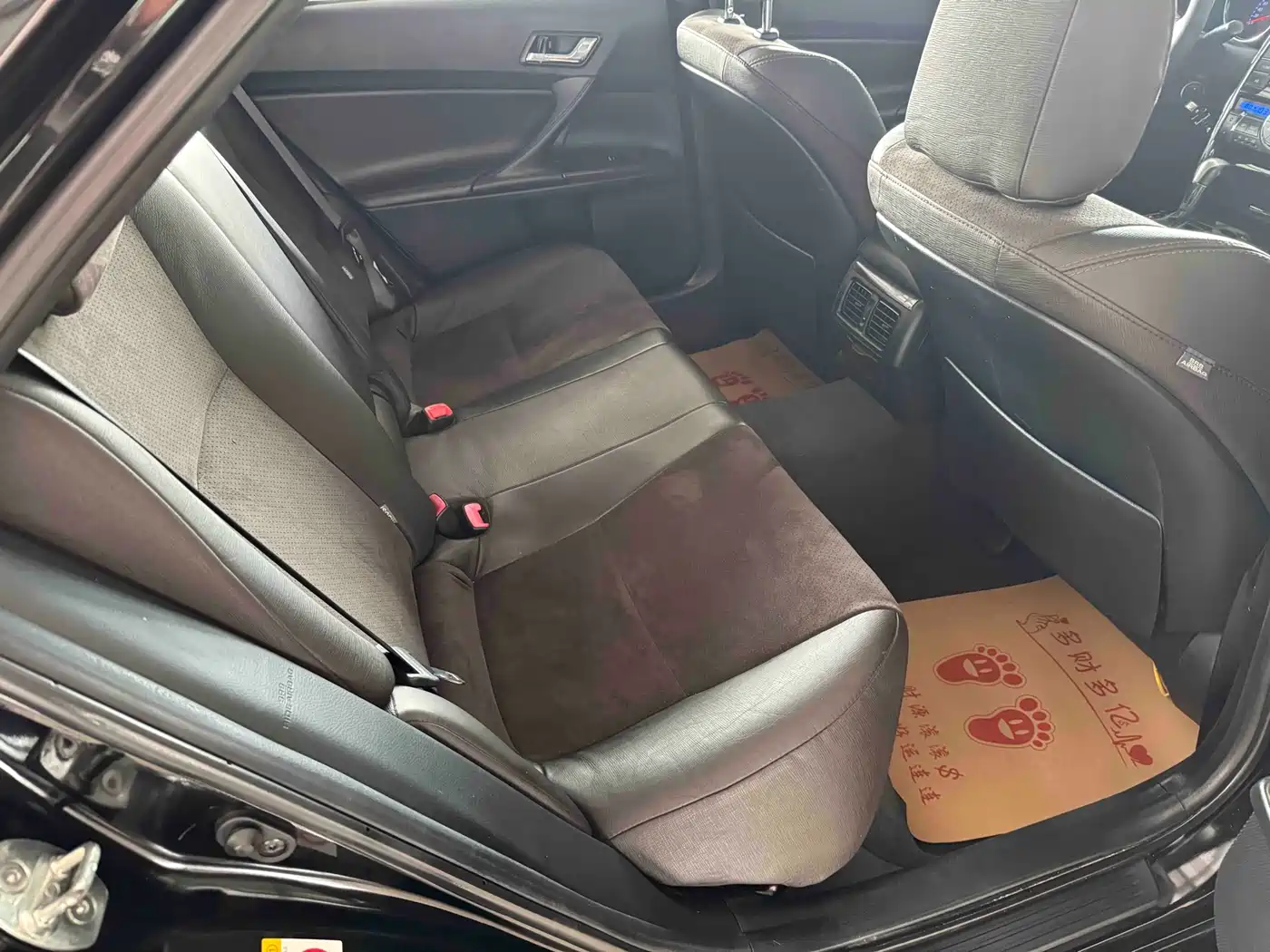 Toyota Reiz 2013 2.5V Premium Edition фото 11